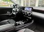Mercedes-Benz A-klasse 180 Business Solution AMG