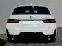 BMW 3-Serie Touring 330e PHEV / SOH 99% / Dealer Onderhouden / M-Sport / Facelift / Trekgewicht 1.500 kg / Elektrische Achterklep / Adaptieve Cruise Control / Stoel & Stuurverwarming / Climate Control / Camera / 18" LM wielen / Apple Carplay & Android Auto /