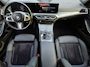 BMW 3-Serie Touring 330e PHEV / SOH 99% / Dealer Onderhouden / M-Sport / Facelift / Trekgewicht 1.500 kg / Elektrische Achterklep / Adaptieve Cruise Control / Stoel & Stuurverwarming / Climate Control / Camera / 18" LM wielen / Apple Carplay & Android Auto /