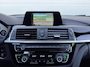 BMW 3-Serie 320i Luxury SPORT - Dealer onderhouden - LED