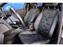 DS 3 Crossback E-Tense Grand Chic 50 kWh Navigatie | Airconditioning ECC | Lederen Bekleding | Stoelverwarming | Dodehoek Detectie | Adaptieve Cruise Control | Isofix Bevestigingspunten | Head Up Display | Lichtmetalen Velgen | Zeer Compleet!!!