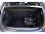 DS 3 Crossback E-Tense Grand Chic 50 kWh Navigatie | Airconditioning ECC | Lederen Bekleding | Stoelverwarming | Dodehoek Detectie | Adaptieve Cruise Control | Isofix Bevestigingspunten | Head Up Display | Lichtmetalen Velgen | Zeer Compleet!!!