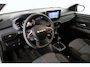 Dacia Jogger 1.6 Hybrid 140 Extreme 7p. | Camera | Trekhaak | Climate control | AppleCarplay AndroidAuto Navigatie | Cruise control |
