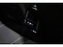 Volkswagen Golf 1.0 eTSI Life Business Automaat | ACC | Stuur-/Stoelverwarming | Navigatie |
