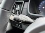 Volvo XC90 T8 Plug-in hybrid AWD Ultra Dark | Trekhaak | Luchtvering | Massage + Ventilatie | Audio High End | Gelaagde ruiten |