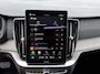 Volvo XC90 T8 Plug-in hybrid AWD Ultra Dark | Trekhaak | Luchtvering | Massage + Ventilatie | Audio High End | Gelaagde ruiten |