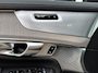 Volvo XC90 T8 Plug-in hybrid AWD Ultra Dark | Trekhaak | Luchtvering | Massage + Ventilatie | Audio High End | Gelaagde ruiten |