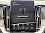 Volvo XC90 T8 Plug-in hybrid AWD Ultra Dark | Trekhaak | Luchtvering | Massage + Ventilatie | Audio High End | Gelaagde ruiten |
