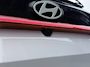 Hyundai i20 1.0 T-GDI 100pk Premium | Carplay | Climate control | Cruise control | Stoel/stuurverwarming | Camera | Parkeersensoren | DAB | Premium Audio | Lichtmetalen velgen | Navigatie