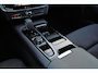 Volvo V90 T6 Recharge AWD Core Bright - IntelliSafe Assist & Surround - 360º Camera - Harman Kardon audio - Verwarmde voorstoelen, stuur & achterbank - Parkeersensoren voor & achter - Extra getint glas - Inklapbare trekhaak - 18' LMV
