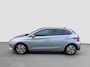 Hyundai i20 1.0 T-GDI 100pk Premium | Carplay | Climate control | Cruise control | Stoel/stuurverwarming | Camera | Parkeersensoren | DAB | Premium Audio | Lichtmetalen velgen | Navigatie