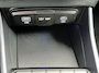 Hyundai i20 1.0 T-GDI 100pk Premium | Carplay | Climate control | Cruise control | Stoel/stuurverwarming | Camera | Parkeersensoren | DAB | Premium Audio | Lichtmetalen velgen | Navigatie