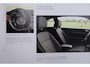 Volkswagen Beetle 1.2 TSI Fender Edition Xenon Airco-ecc Fender 18 inch Disc Navigatie Alle boekjes aanwezig Zeer nette staat