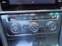 Volkswagen Golf 1.0 TSI Comfortline Ecc Acc Navi 2x Pdc Trekhaak 2017