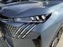 Peugeot 3008 1.2 Hybrid 145 GT | 360 Graden Camera | Dodehoek detectie | Elektrische Achterklep | Stoel- & Stuurwielverwarming | Navigatie | Keyless Entry | Parkeersensoren | Full LED Matrix verlichting | Adaptieve Cruise Control | Draadloze Apple Carplay & Android Auto | 19" Lichtmetalen Velgen |