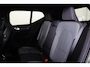 Volvo XC40 B3 Core - Parkeercamera achter - Parkeersensoren voor & achter - Draadloze tel. lader - Cruise control - 18' LMV