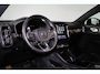 Volvo EC40 Single Motor Extended Range Plus 82 kWh - Panoramadak - IntelliSafe Assist & Surround - 360º Camera - Verwarmde voorstoelen, stuur & achterbank - Parkeersensoren voor & achter - Draadloze tel. lader - Extra getint glas - 20' LMV