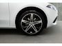Mercedes-Benz A-klasse 250 e Luxury Line | Night-Pakket | Panoramadak | Trekhaak | Keyless | Parkeerpakket