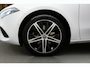 Mercedes-Benz A-klasse 250 e Luxury Line | Night-Pakket | Panoramadak | Trekhaak | Keyless | Parkeerpakket
