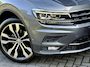 Volkswagen Tiguan Allspace 1.5 TSI | DSG | Highline | 7-persoons | Stoelmassage | Camera | Stoel/stuurverwarming | LED koplampen | Digital display | Nette staat | Incl. btw