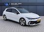 Volkswagen Golf 1.5 eHybrid GTE | Incl. 12 maanden garantie | Schuif/kantel dak | SOH 94% | Trekhaak | Parkeercamera | Stoel ventilatie/verwarming | Stuurwielverwarming | Adaptieve cruise control | Apple carplay/Android auto | Head-up display | Climate control Parkeersensoren voor en achter | IQ.Lights | Sfeerverlichting | Navigatie |
