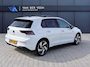Volkswagen Golf 1.5 eHybrid GTE | Incl. 12 maanden garantie | Schuif/kantel dak | SOH 94% | Trekhaak | Parkeercamera | Stoel ventilatie/verwarming | Stuurwielverwarming | Adaptieve cruise control | Apple carplay/Android auto | Head-up display | Climate control Parkeersensoren voor en achter | IQ.Lights | Sfeerverlichting | Navigatie |