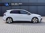 Volkswagen Golf 1.5 eHybrid GTE | Incl. 12 maanden garantie | Schuif/kantel dak | SOH 94% | Trekhaak | Parkeercamera | Stoel ventilatie/verwarming | Stuurwielverwarming | Adaptieve cruise control | Apple carplay/Android auto | Head-up display | Climate control Parkeersensoren voor en achter | IQ.Lights | Sfeerverlichting | Navigatie |