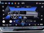 Volkswagen Golf 1.5 eHybrid GTE | Incl. 12 maanden garantie | Schuif/kantel dak | SOH 94% | Trekhaak | Parkeercamera | Stoel ventilatie/verwarming | Stuurwielverwarming | Adaptieve cruise control | Apple carplay/Android auto | Head-up display | Climate control Parkeersensoren voor en achter | IQ.Lights | Sfeerverlichting | Navigatie |