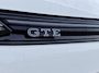 Volkswagen Golf 1.5 eHybrid GTE | Incl. 12 maanden garantie | Schuif/kantel dak | SOH 94% | Trekhaak | Parkeercamera | Stoel ventilatie/verwarming | Stuurwielverwarming | Adaptieve cruise control | Apple carplay/Android auto | Head-up display | Climate control Parkeersensoren voor en achter | IQ.Lights | Sfeerverlichting | Navigatie |