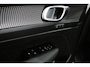 Volvo XC40 1.5 T5 Recharge R-Design Panoramisch dak Navigatie Apple Carplay/Android Auto Parkeersensoren Camera Adaptive Cruise Control Elektrische bestuurdersstoel met geheugen Stoelverwarming LED-koplampen Inductielader
