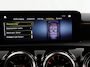Mercedes-Benz A-klasse 180 Premium Plus | AMG | Panoramadak | Widescreen | Rijassistentiepakket | Stoelverwarming |
