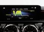 Mercedes-Benz A-klasse 180 Premium Plus | AMG | Panoramadak | Widescreen | Rijassistentiepakket | Stoelverwarming |