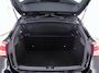 Mercedes-Benz A-klasse 180 Premium Plus | AMG | Panoramadak | Widescreen | Rijassistentiepakket | Stoelverwarming |