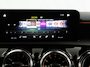 Mercedes-Benz A-klasse 180 Premium Plus | AMG | Panoramadak | Widescreen | Rijassistentiepakket | Stoelverwarming |