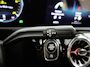 Mercedes-Benz A-klasse 180 Premium Plus | AMG | Panoramadak | Widescreen | Rijassistentiepakket | Stoelverwarming |