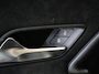Mercedes-Benz A-klasse 180 Premium Plus | AMG | Panoramadak | Widescreen | Rijassistentiepakket | Stoelverwarming |