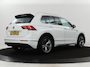 Volkswagen Tiguan 1.4 TSI ACT Connected Series | R-Line | Cruise control | Camera | Park assist | Climate control | Carplay | Full LED | 19" velgen