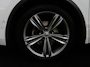 Volkswagen Tiguan 1.4 TSI ACT Connected Series | R-Line | Cruise control | Camera | Park assist | Climate control | Carplay | Full LED | 19" velgen