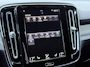 Volvo XC40 T5 Recharge R-Design | Trekhaak semi elektrisch wegklapbaar | Lederen bekleding | Adaptieve Cruise Control met Pilot Assist | Verwarmbare voorruit | Harman Kardon | 19 inch lichtmetalen velgen | Verwarmbare voorstoelen & stuurwiel | Elektrisch verstelbare voorstoelen