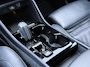 Volvo XC40 T5 Recharge R-Design | Trekhaak semi elektrisch wegklapbaar | Lederen bekleding | Adaptieve Cruise Control met Pilot Assist | Verwarmbare voorruit | Harman Kardon | 19 inch lichtmetalen velgen | Verwarmbare voorstoelen & stuurwiel | Elektrisch verstelbare voorstoelen