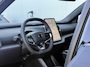Volvo EX30 P5 Long Range Plus Black Edition Europa 69 kWh | 20 inch black lichtmetalen velgen | Striping | Harman Kardon audio | Black interieur | Adaptieve Cruise Control | BLIS Dodehoekdetectie | Elektrisch verstelbare voorstoelen | Verwarmbare voorstoelen & stuurwiel | Getint glas |