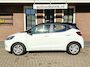 Hyundai i10 1.0 TWO TONE / STUUR/STOELVERWARMING / PDC / CARPLAY