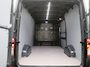 Volkswagen Crafter 2.0 TDI L3H2 140PK | Airco | Navigatie | Achteruitrijcamera | Parkeersensoren Voor + Achter | Cruise Control | Multifunctioneel Stuurwiel | DAB+ | Appe-Connect | Voorruit Verwarming |