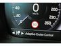 Volvo XC40 1.5 T5 Recharge Business Pro | 360 Graden Camera | Elektrisch Verstelbare Voorstoelen Met Geheugen | Lederen Bekleding | Getint Glas | Adaptive Cruise Control | Pilot Assist | Stuurverwarming | Stoelverwarming | BLIS | Park Pilot Assist | Keyless | Elektrische Achterklep | Adaptieve Verlichting Met Bochtlicht | Navigatie | Bluetooth | Apple Carplay | Android Auto |