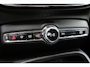 Volvo XC40 1.5 T5 Recharge Business Pro | 360 Graden Camera | Elektrisch Verstelbare Voorstoelen Met Geheugen | Lederen Bekleding | Getint Glas | Adaptive Cruise Control | Pilot Assist | Stuurverwarming | Stoelverwarming | BLIS | Park Pilot Assist | Keyless | Elektrische Achterklep | Adaptieve Verlichting Met Bochtlicht | Navigatie | Bluetooth | Apple Carplay | Android Auto |