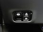 Mercedes-Benz C-klasse 400 4MATIC Launch Edition 94 kWh | Premium pakket | Winterpakket | Rijassistentiepakket Plus | Trekhaak | Panoramisch dak | Augmented Reality navigatie | Sierelementen zwart scheepsdek hout | 20" multispaaks lichtmetalen AMG velgen |