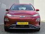Hyundai Kona Electric EV Comfort 39 kWh / SOH 100% / Dealer onderhouden / Trekhaak afneembaar / CCS snelladen / Achteruitrijcamera / Apple Carplay Android Auto / Adaptief cruise control / Keyless Entry/Start / Climate control / Krell Audio Systeem /