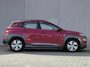 Hyundai Kona Electric EV Comfort 39 kWh / SOH 100% / Dealer onderhouden / Trekhaak afneembaar / CCS snelladen / Achteruitrijcamera / Apple Carplay Android Auto / Adaptief cruise control / Keyless Entry/Start / Climate control / Krell Audio Systeem /