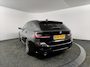 BMW 3-Serie Touring 330e Business Edition Plus M-Sport / 1.500 kg Elektrische trekhaak / Stuur- en stoelverwarming / Navigatie / Camera / Adaptieve Cruise Control / Climate Control /