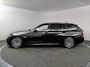 BMW 3-Serie Touring 330e Business Edition Plus M-Sport / 1.500 kg Elektrische trekhaak / Stuur- en stoelverwarming / Navigatie / Camera / Adaptieve Cruise Control / Climate Control /